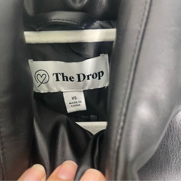 NEW The Drop Vegan  Leather Puffer Jacket - Picture 6 of 6